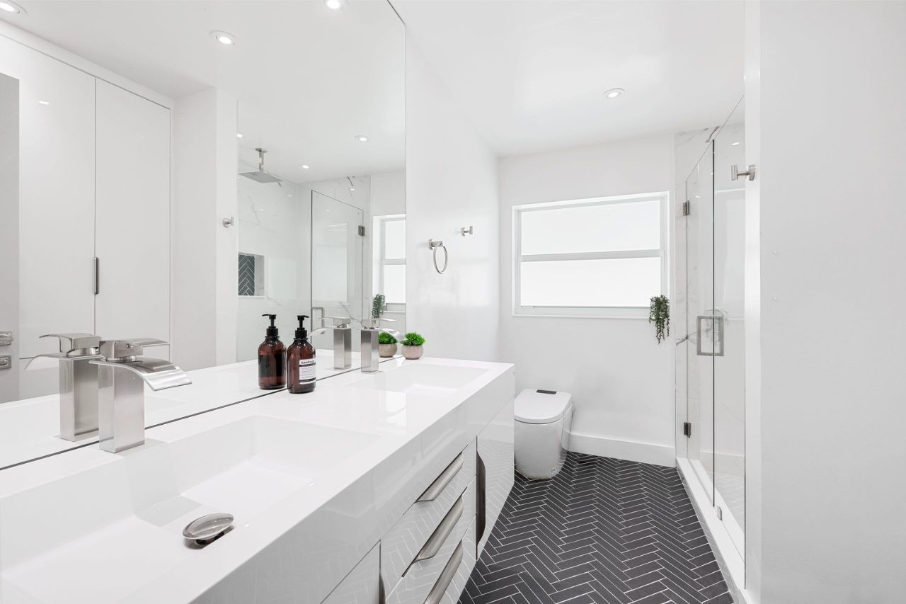 Bright classic bathroom renovation in Harrow